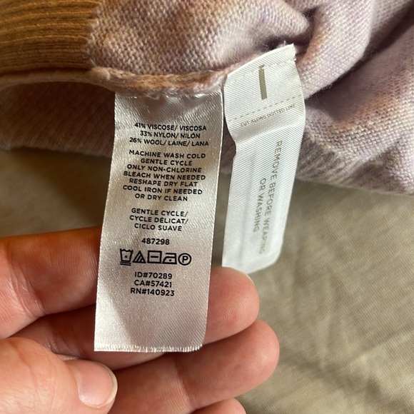 Loft - v cardigan - soft lilac - medium - NWT - Picture 3 of 3